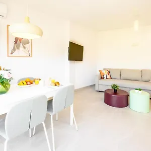 2 Bedroom, New, 1 Min To The Beach, Center- Picasso By 10tosea Apartamento Fuengirola